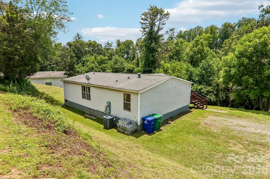 85 Star Flower Road Alexander NC 28701