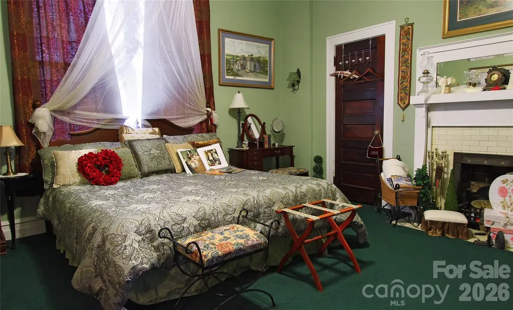 301 Cleveland Avenue Grover NC 28073