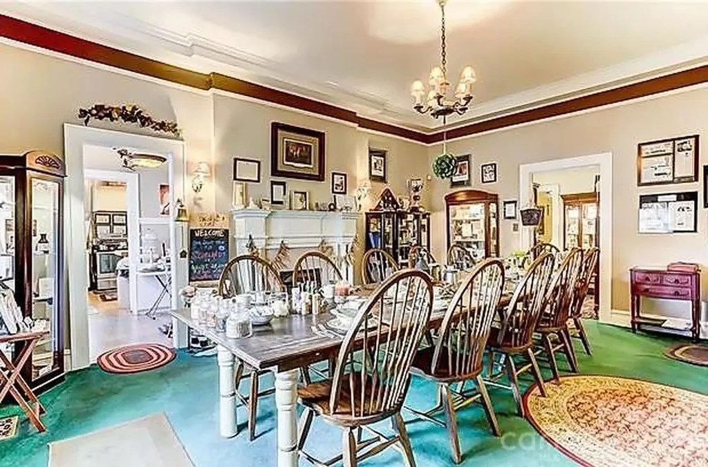 301 Cleveland Avenue Grover NC 28073