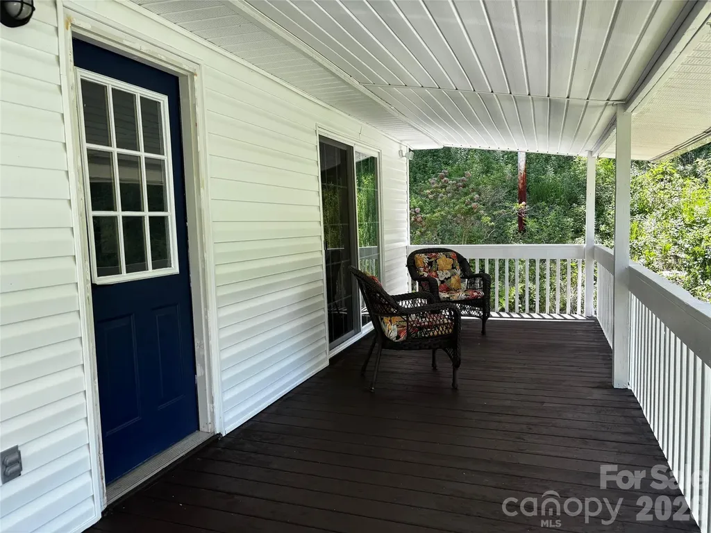 2879 Chandler Creek Road Mars Hill NC 28754
