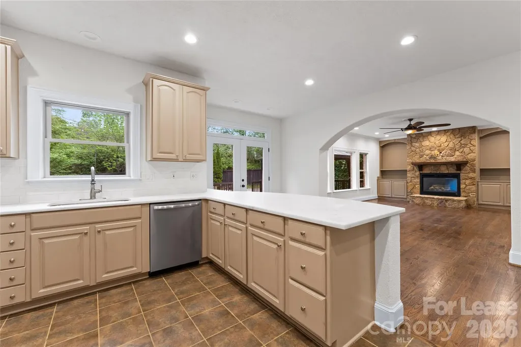 7307 Roseland Avenue Charlotte NC 28277