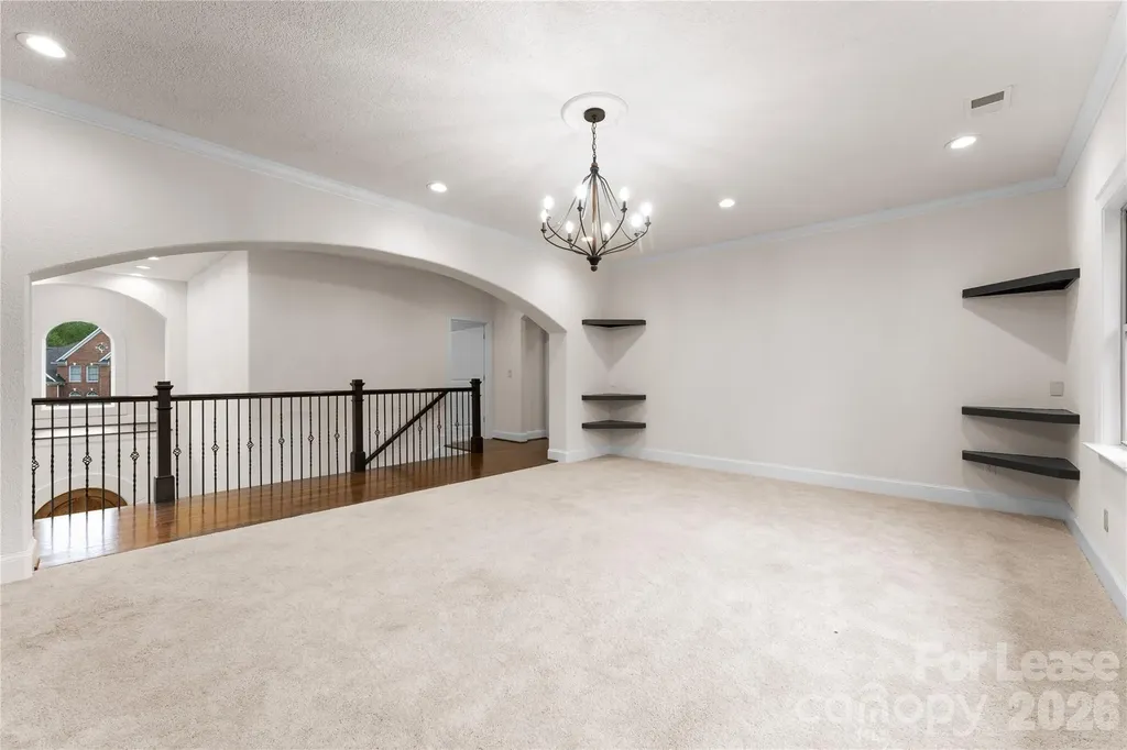 7307 Roseland Avenue Charlotte NC 28277