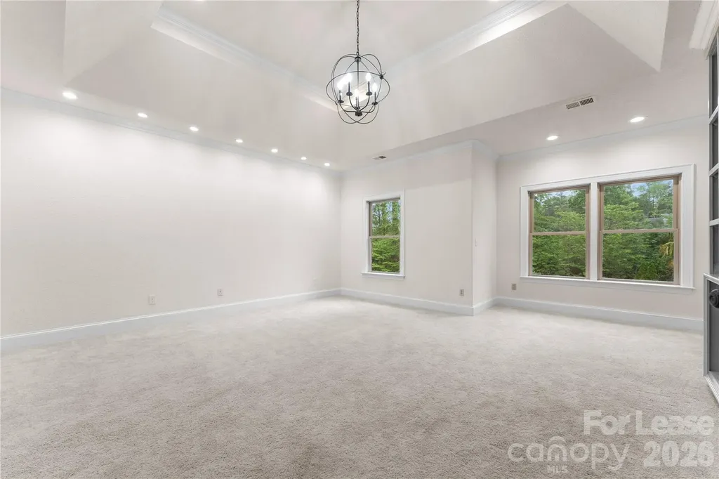 7307 Roseland Avenue Charlotte NC 28277