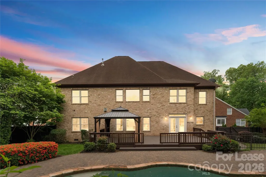 7307 Roseland Avenue Charlotte NC 28277