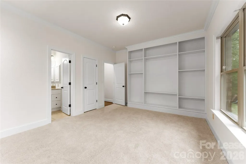 7307 Roseland Avenue Charlotte NC 28277