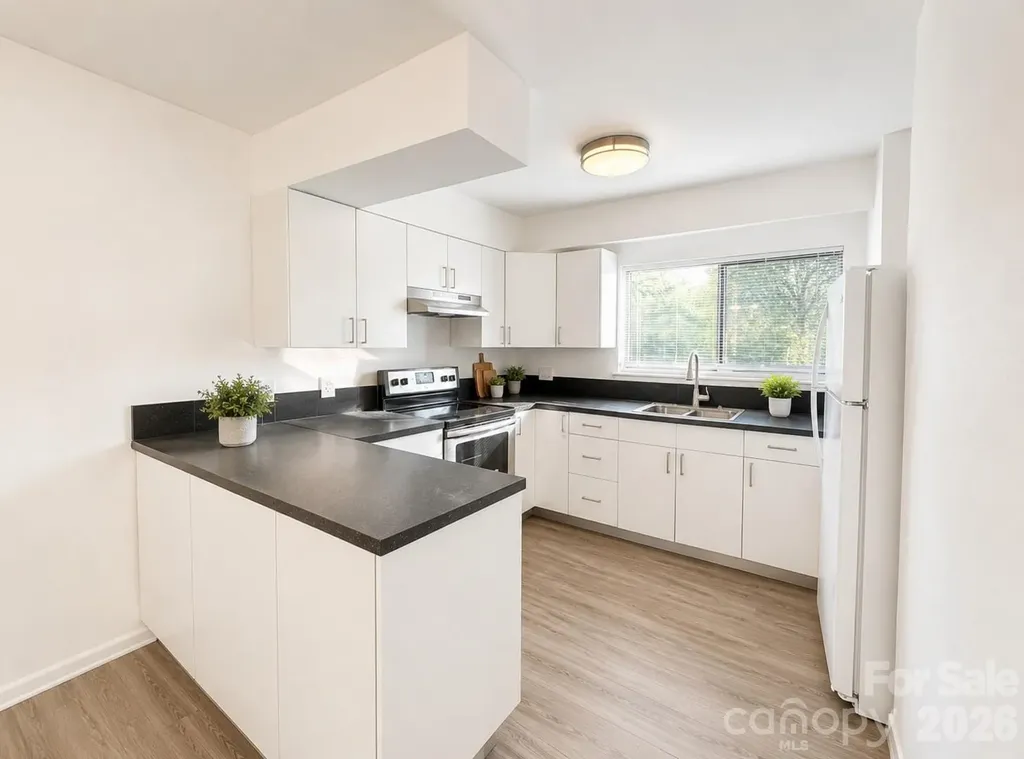 4822 Spring Lake Drive Charlotte NC 28212