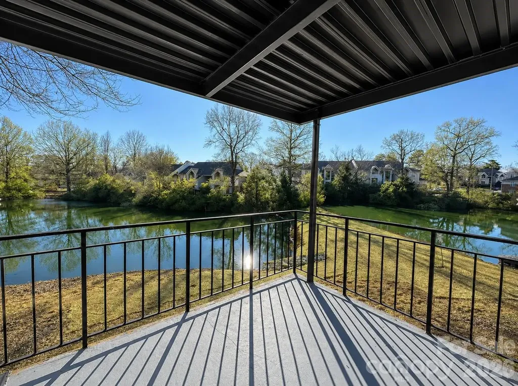 4822 Spring Lake Drive Charlotte NC 28212