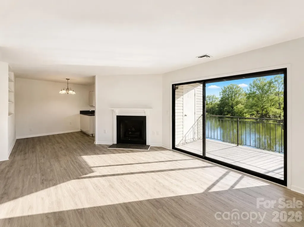 4822 Spring Lake Drive Charlotte NC 28212