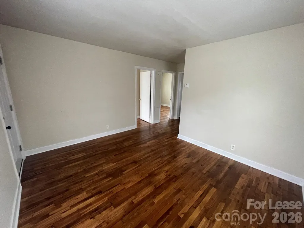 1037-2 Mcarthur Avenue Charlotte NC 28206