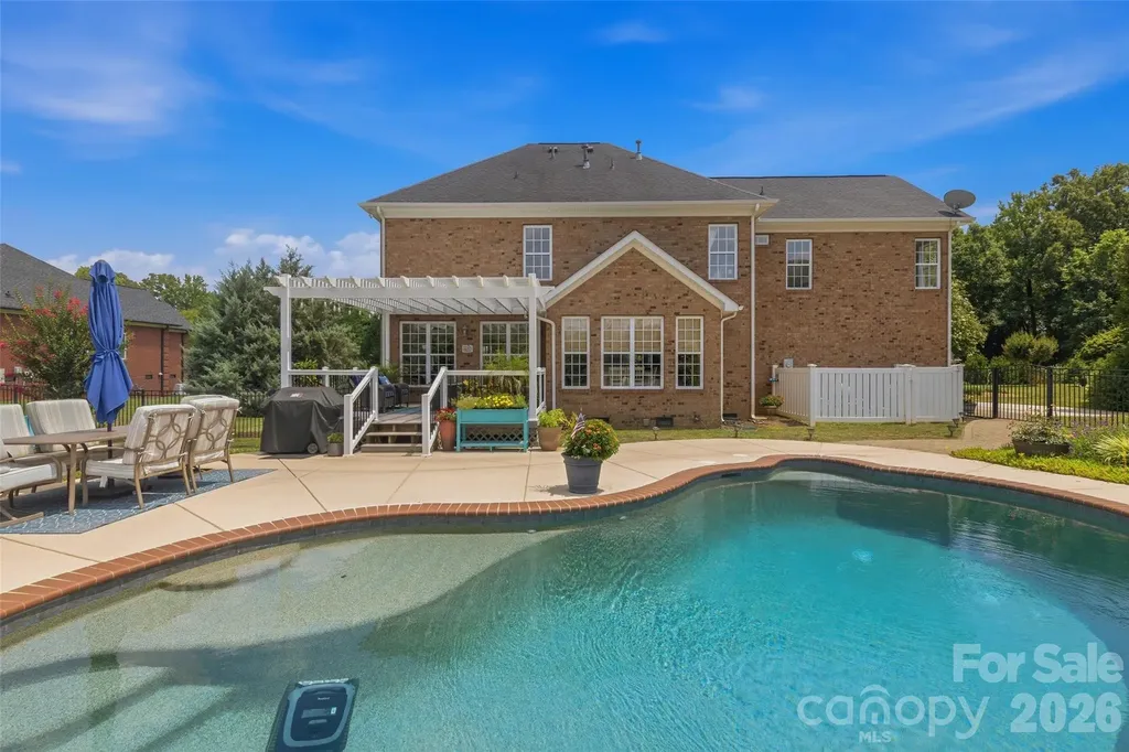 6006 Embassy Court Wesley Chapel NC 28110