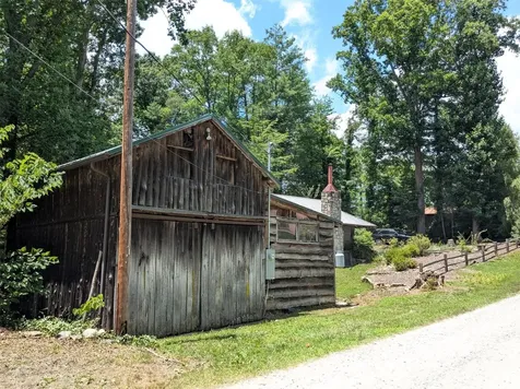 1760 & 1768 Linville Avenue Morganton NC 28655