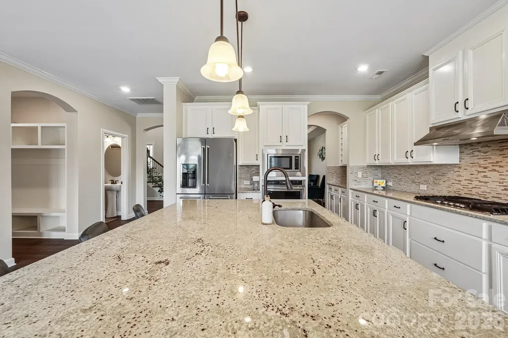 8337 Breton Way Harrisburg NC 28075