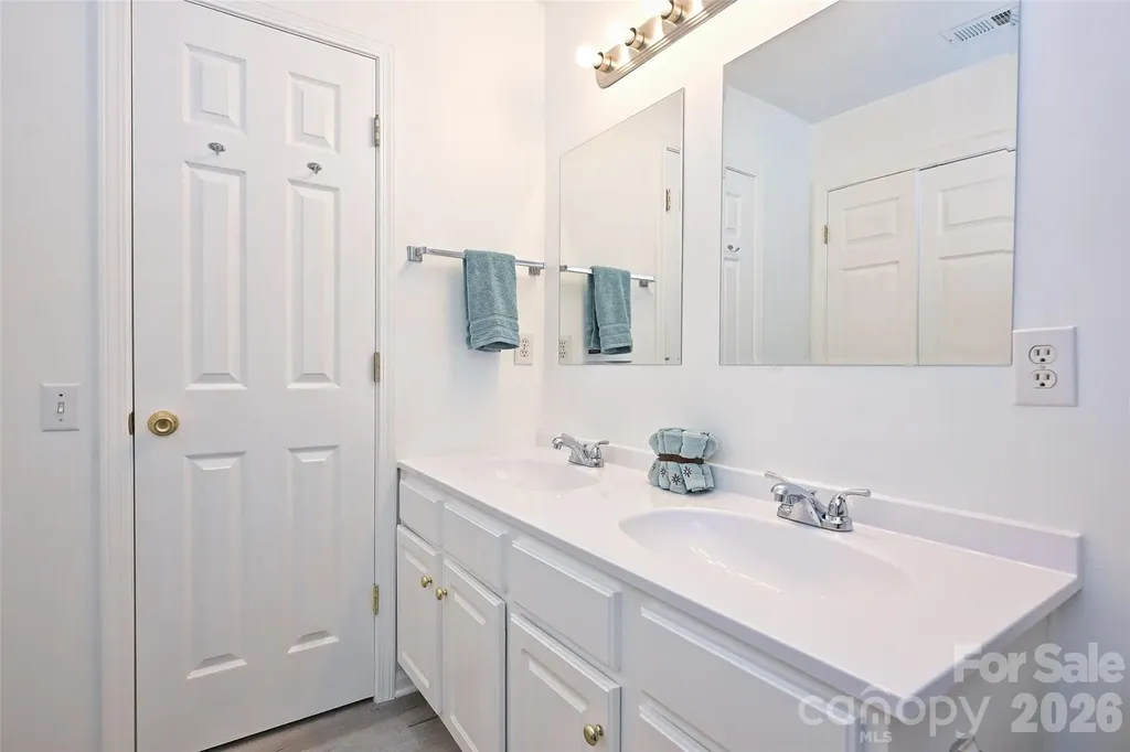 3160 Mannington Drive Charlotte NC 28270