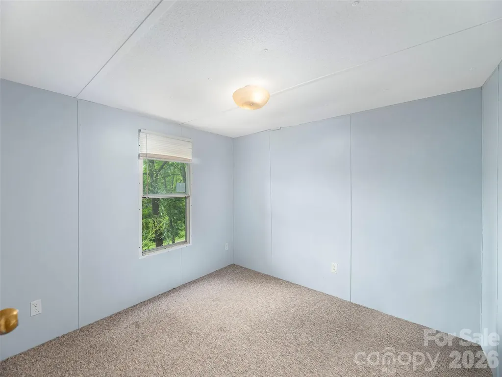 87 Holly Ridge Road Candler NC 28715