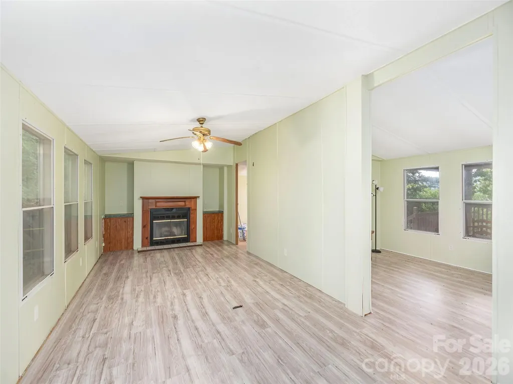 87 Holly Ridge Road Candler NC 28715