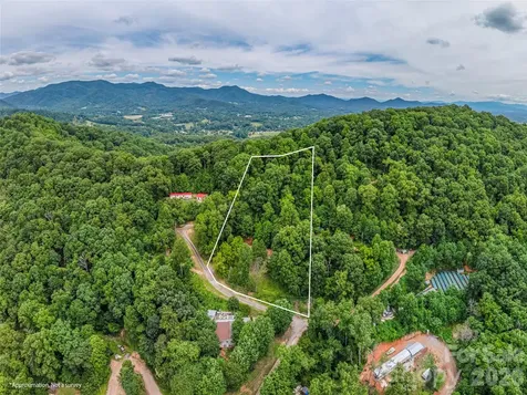 87 Holly Ridge Road Candler NC 28715