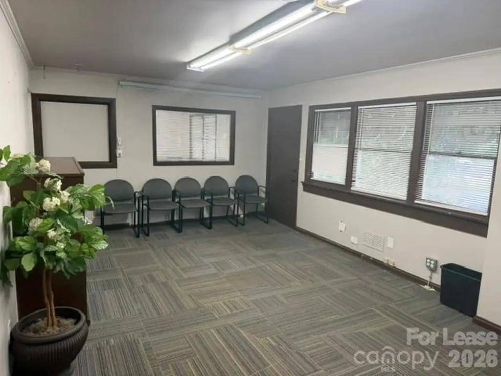 1637 Eastway Drive Charlotte NC 28205