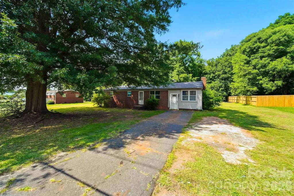 807 Mt Olive Church Road Newton NC 28658