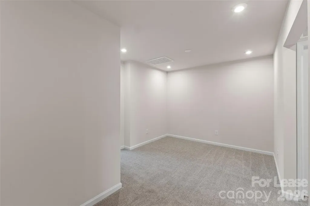 5612 Axil Lane Charlotte NC 28269