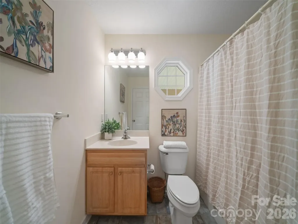 107 Cottage Loop Waynesville NC 28785