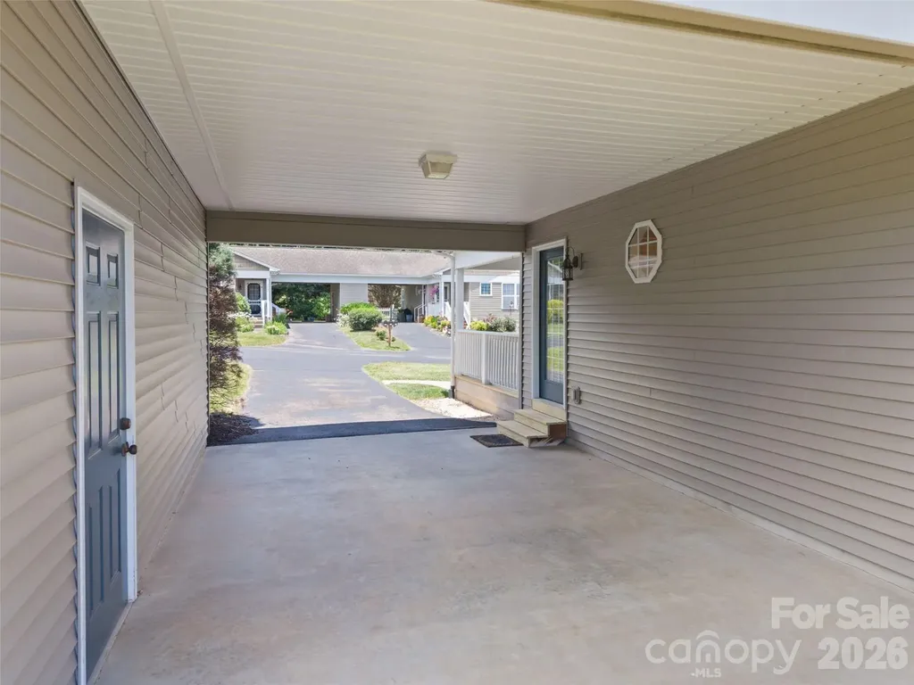 107 Cottage Loop Waynesville NC 28785