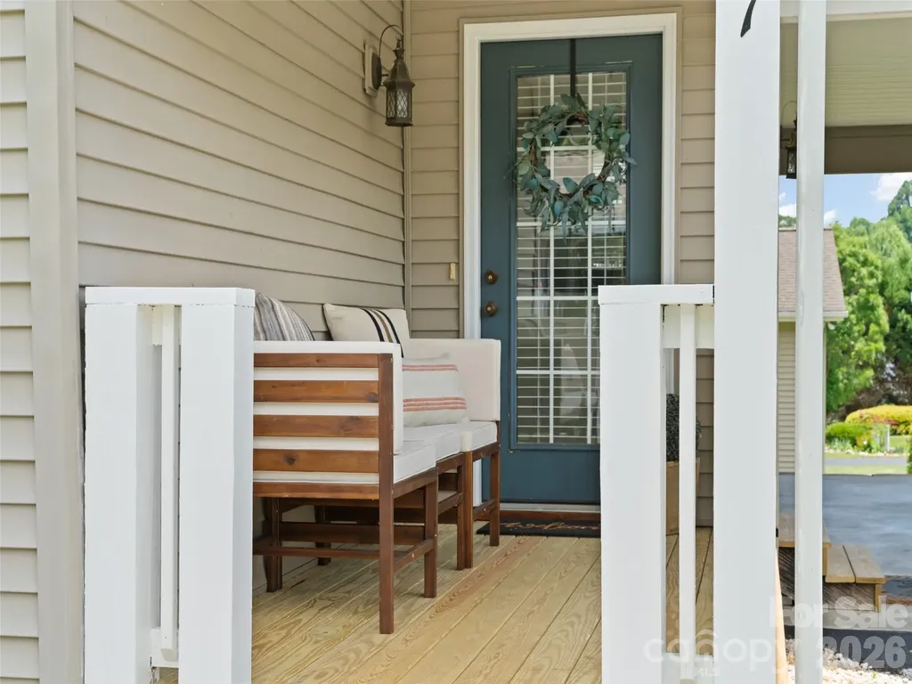 107 Cottage Loop Waynesville NC 28785