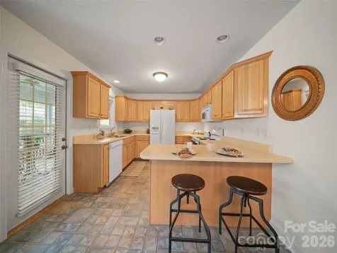 107 Cottage Loop Waynesville NC 28785