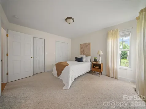 107 Cottage Loop Waynesville NC 28785