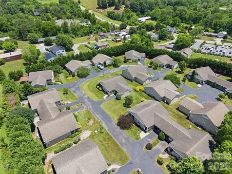 107 Cottage Loop Waynesville NC 28785