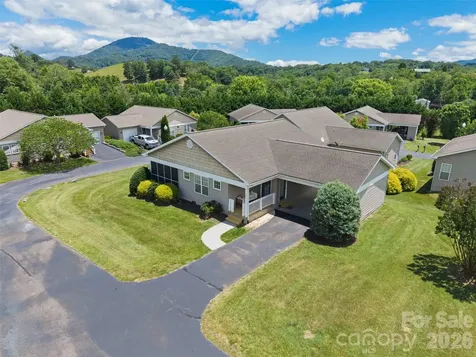 107 Cottage Loop Waynesville NC 28785