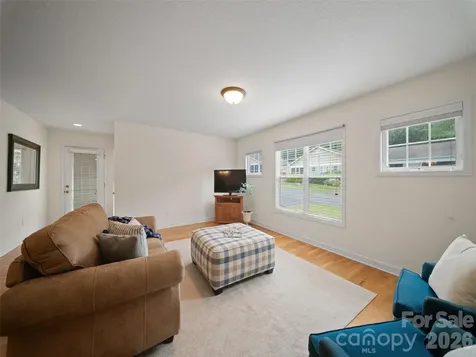 107 Cottage Loop Waynesville NC 28785