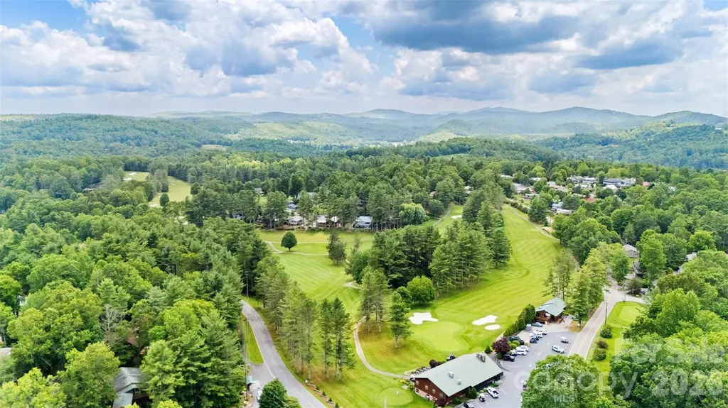 180 Longview Road Newland NC 28657