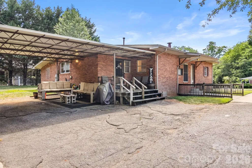 201 Peach Street Shelby NC 28150