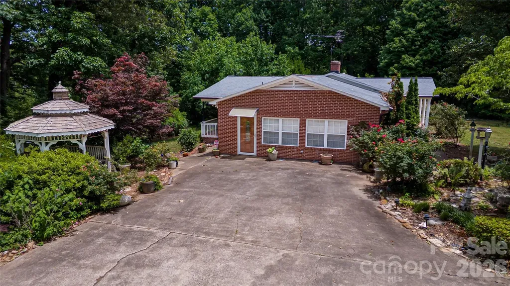 6000 George Hildebran School Road Hickory NC 28602