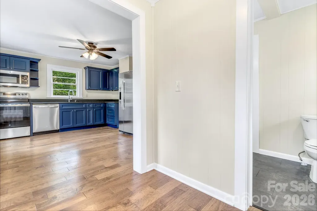 657 Old Fort Road Fairview NC 28730