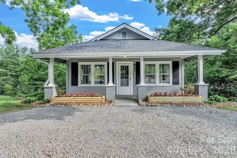 657 Old Fort Road Fairview NC 28730