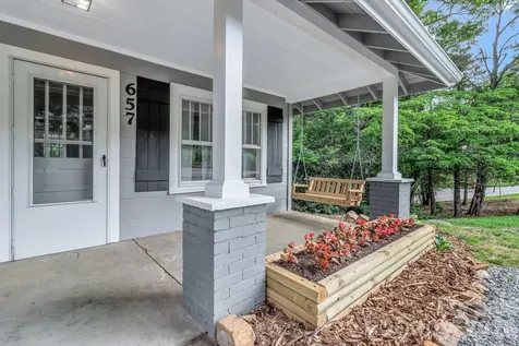 657 Old Fort Road Fairview NC 28730