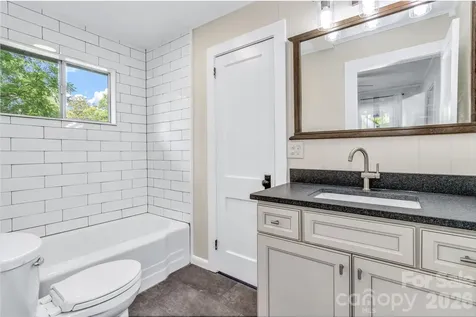 657 Old Fort Road Fairview NC 28730