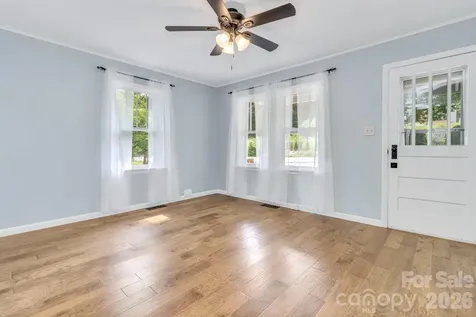 657 Old Fort Road Fairview NC 28730