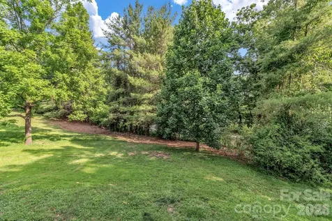 657 Old Fort Road Fairview NC 28730