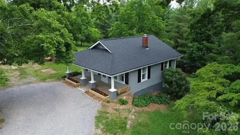 657 Old Fort Road Fairview NC 28730