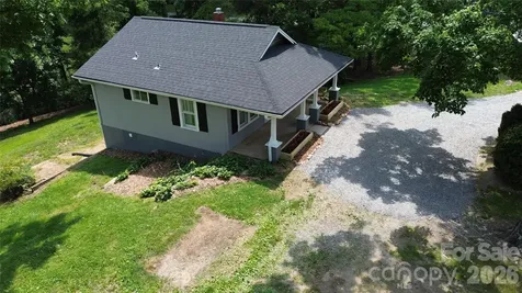 657 Old Fort Road Fairview NC 28730