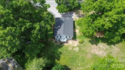 657 Old Fort Road Fairview NC 28730