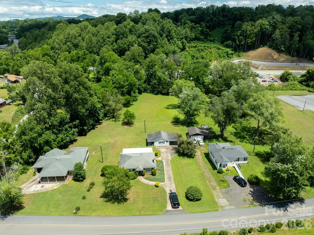940 Meadowlane Drive NW Lenoir NC 28645