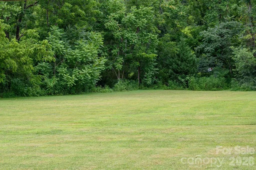 940 Meadowlane Drive NW Lenoir NC 28645