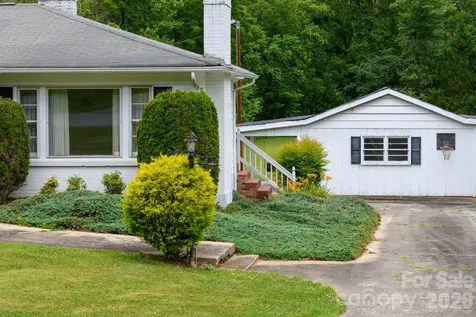 940 Meadowlane Drive NW Lenoir NC 28645