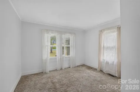 940 Meadowlane Drive NW Lenoir NC 28645
