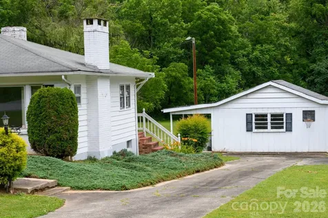 940 Meadowlane Drive NW Lenoir NC 28645