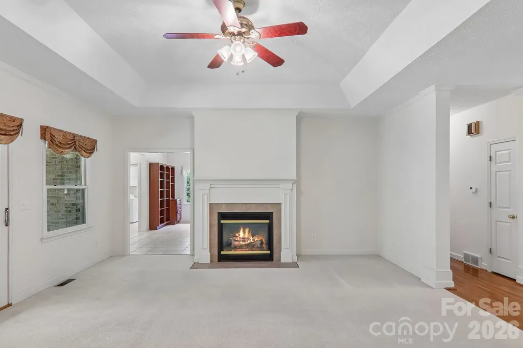 208 Arbor Lane Hendersonville NC 28791