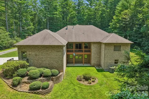 208 Arbor Lane Hendersonville NC 28791